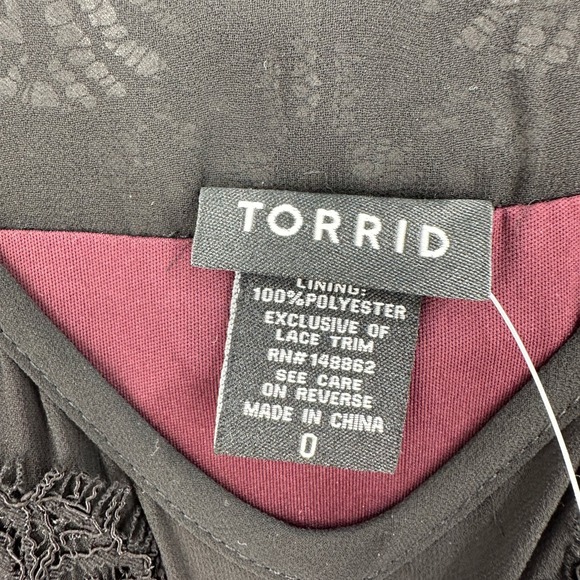 Torrid Womens Plus Sz 0 Burgundy Lace Trim Pleated Bell Sleeve Sheer Blouse Top - Picture 7 of 9